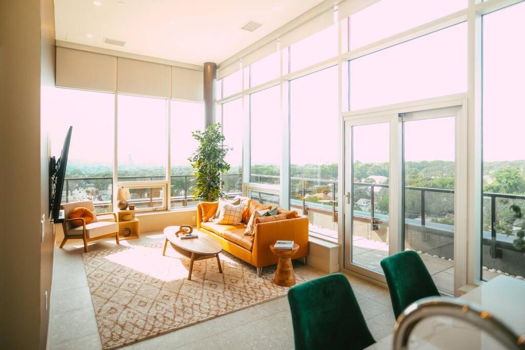 New Luxury 2Br Penthouse Apt In Central Галифакс Экстерьер фото